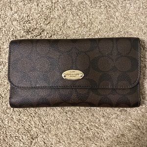Coach wallet